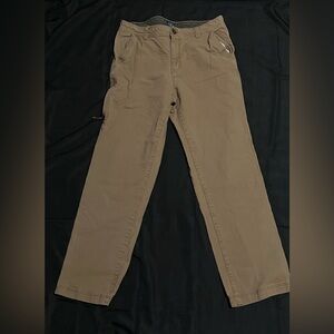 G.H. Bass & Co. Men's Brown Cargo Pants